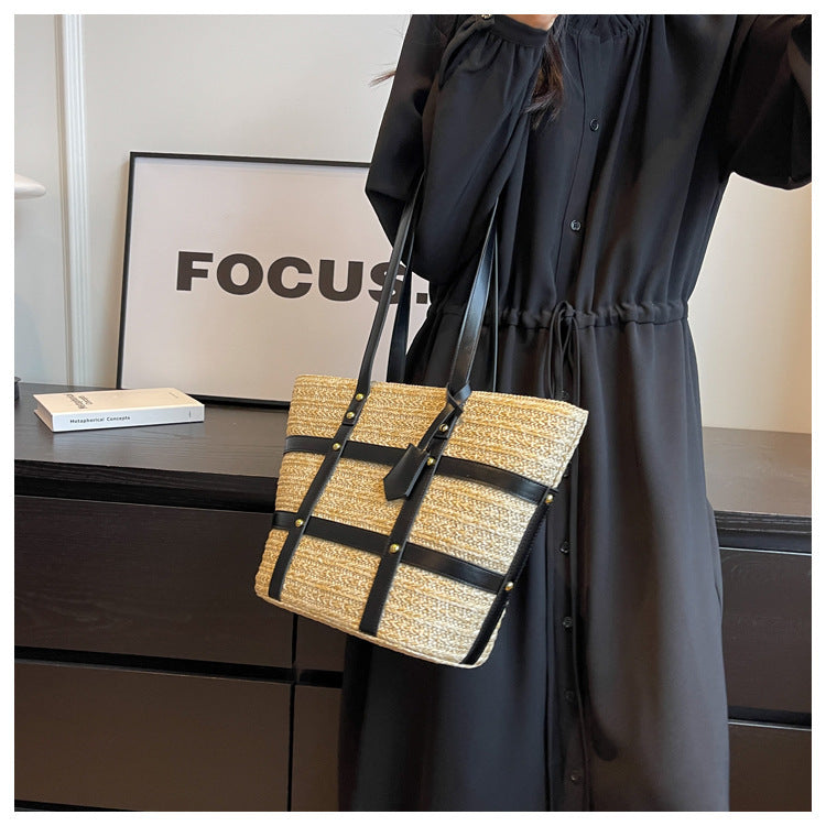 Sac tissé à bandoulière tendance de grande capacité pour femmes