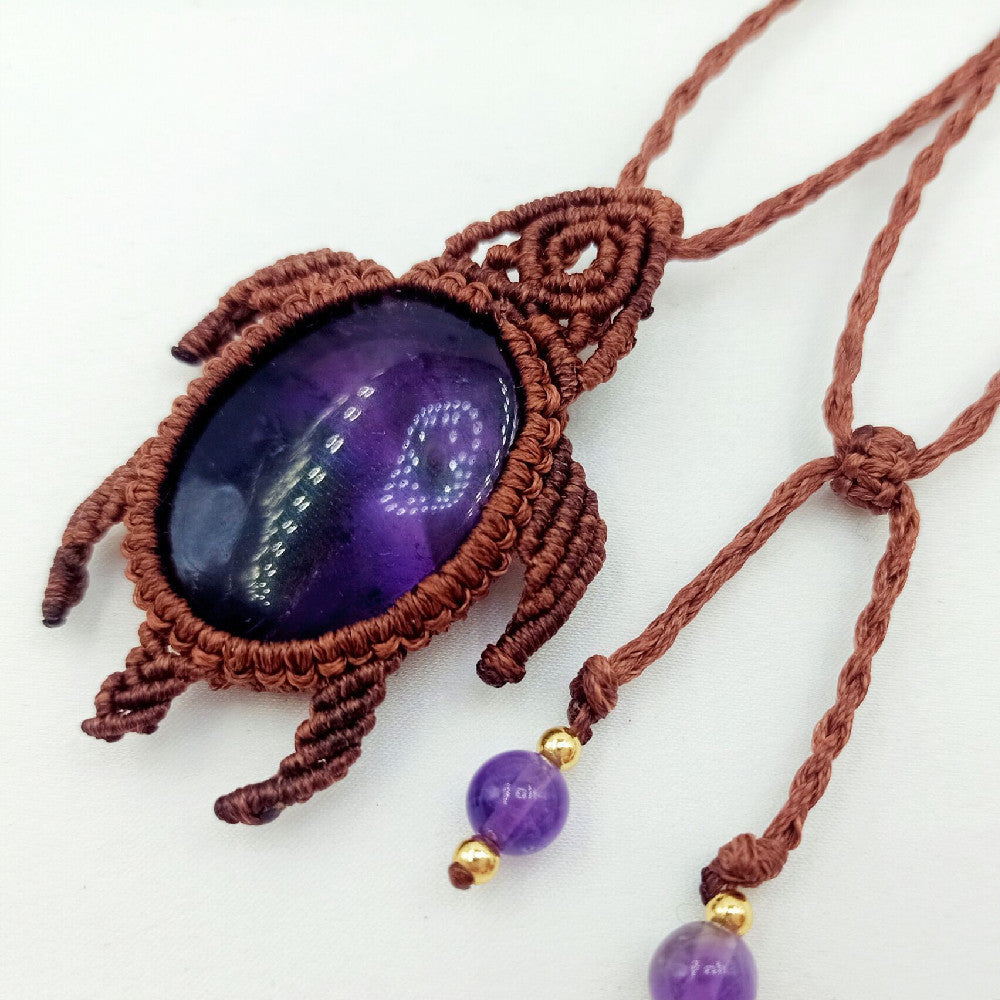 Collar con colgante tejido a mano con gemas de cristal de estilo nacional