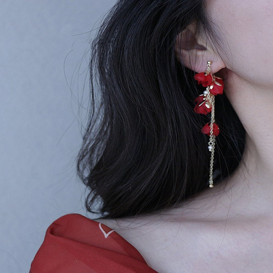 Pendientes de flecos largos de novia de color rojo brillante hechos a mano