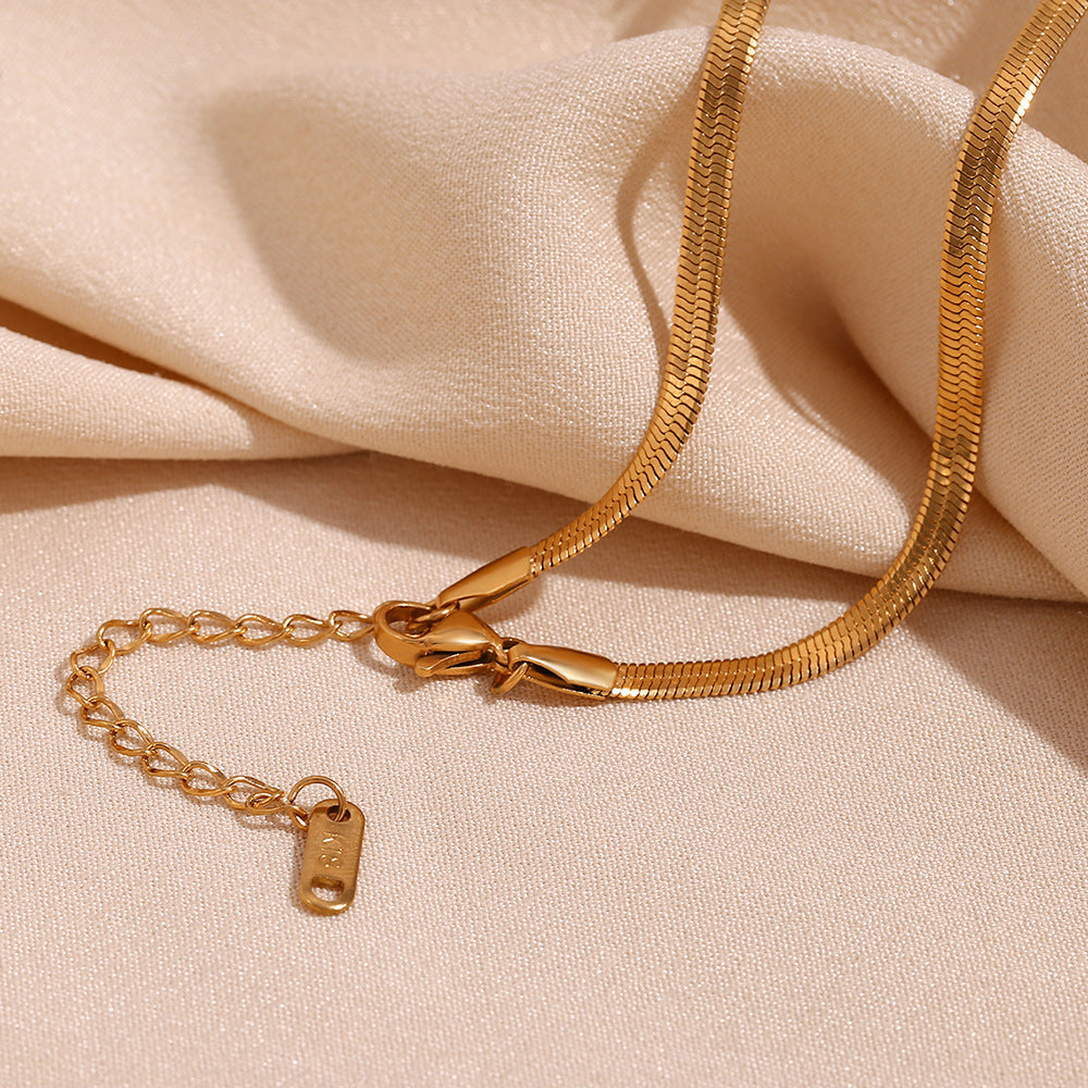 Collier de fleur de coquille de chaîne de lame d'or 18K d'intérêt spécial de mode