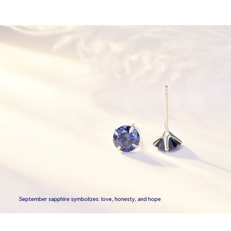 Boucles d'oreilles classiques à quatre griffes en argent sterling S925